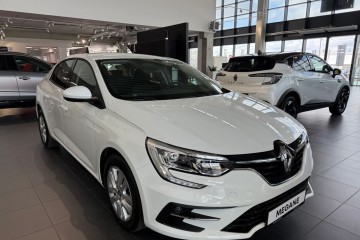 GrandCoupe / kolor Biały / 2025 / OD RĘKI!!!