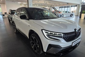 hybryda / E-Tech / Najwyższe wyposażenie