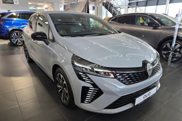 od ręki CLIO techno full hybrid E-Tech 145 g.2025